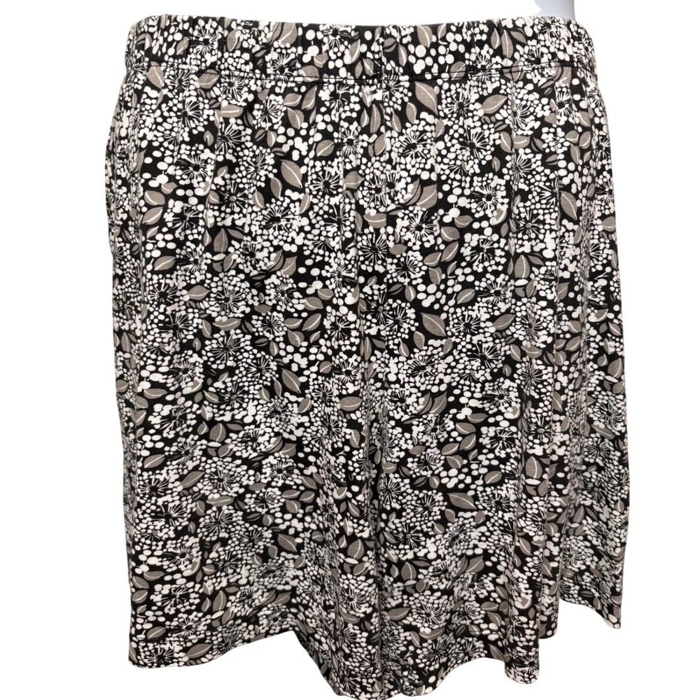 LANDS' END Black Floral Shorts w/Pockets Sz‎ XL Elastic Waist Comfy Relax Light
